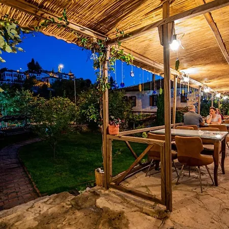 Kürkçü Otel